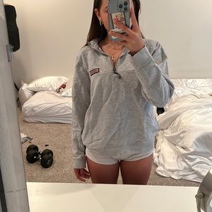 Vineyard Vines - Size XL (18)